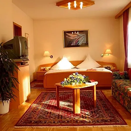 Appartementpension Zum Zacherl Hotel